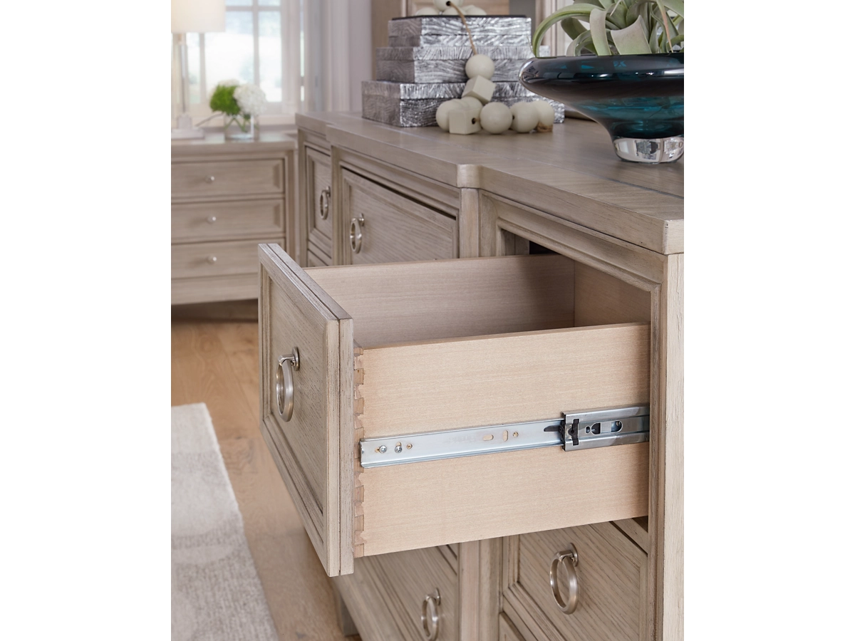 Jorlaina 9 Drawer Dresser